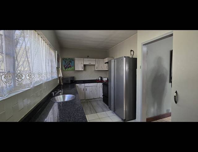 4 BEDROOM DUPLEX FOR SALE IN ARCADIA
